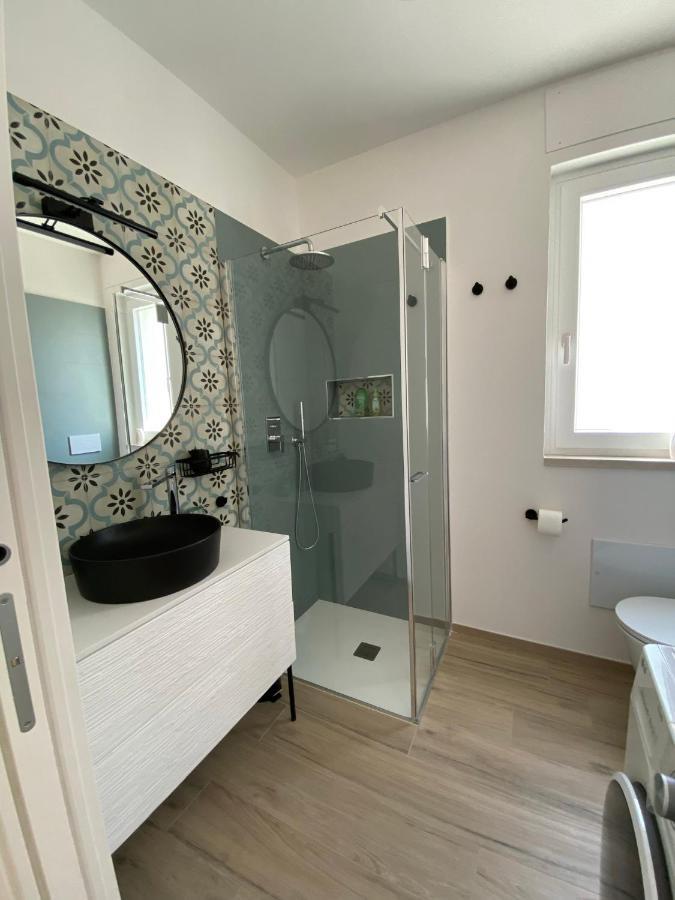Aura Marina Casa Vacanze โปลีญาโนอามาเร ภายนอก รูปภาพ