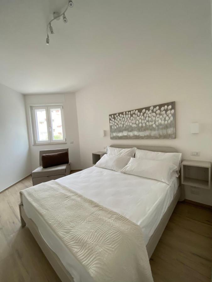 Aura Marina Casa Vacanze โปลีญาโนอามาเร ภายนอก รูปภาพ