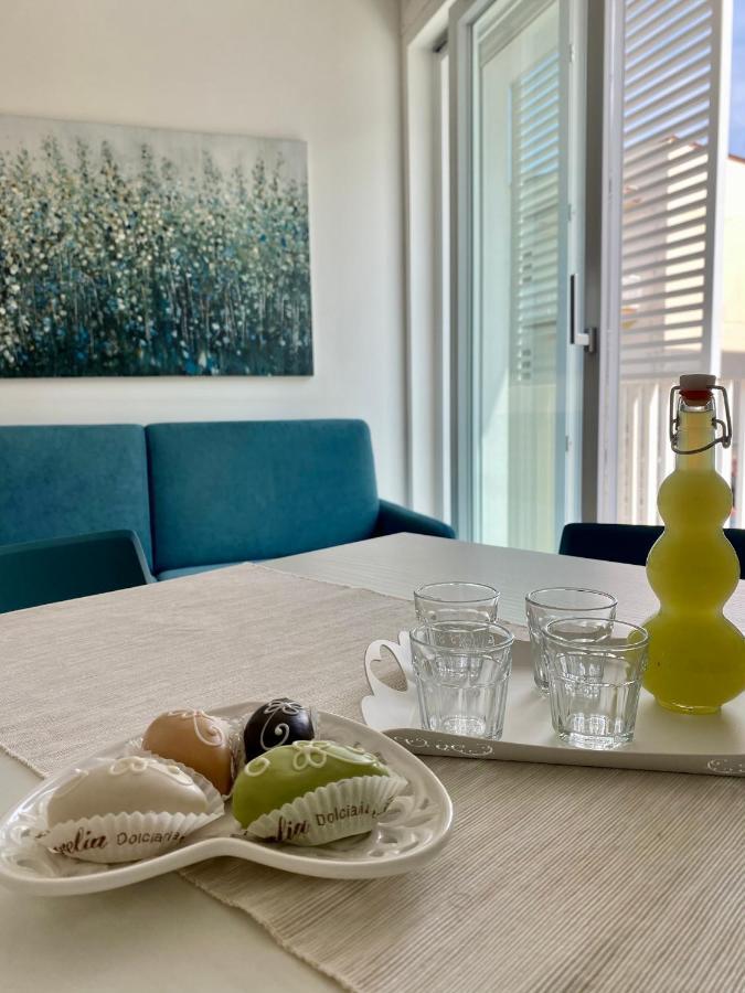 Aura Marina Casa Vacanze โปลีญาโนอามาเร ภายนอก รูปภาพ