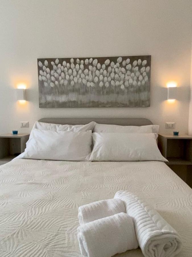 Aura Marina Casa Vacanze โปลีญาโนอามาเร ภายนอก รูปภาพ