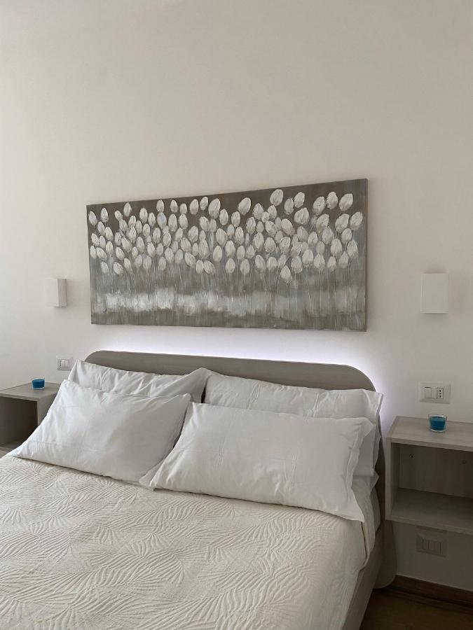 Aura Marina Casa Vacanze โปลีญาโนอามาเร ภายนอก รูปภาพ