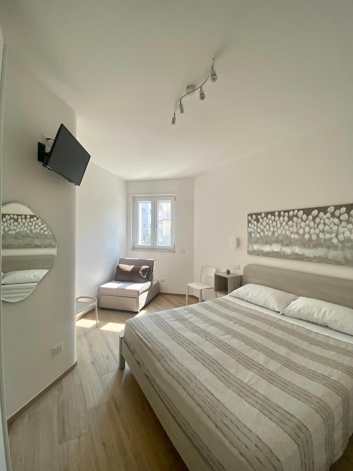Aura Marina Casa Vacanze โปลีญาโนอามาเร ภายนอก รูปภาพ