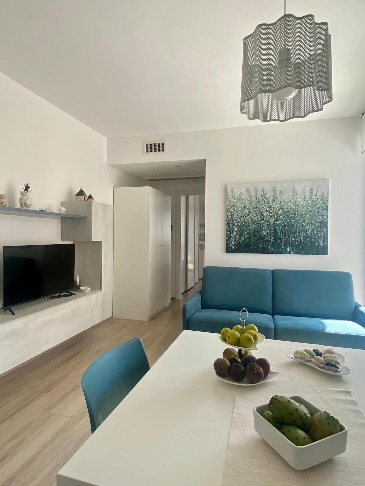 Aura Marina Casa Vacanze โปลีญาโนอามาเร ภายนอก รูปภาพ